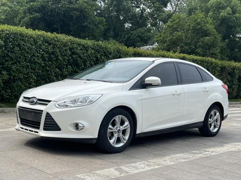 Ford Focus 2012 1.6L AT
