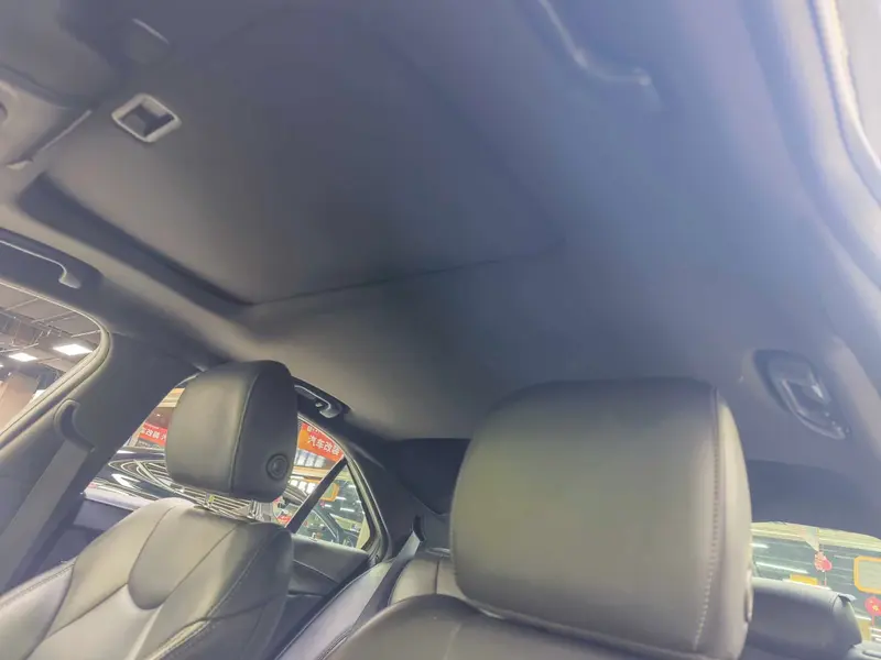 Cadillac CT4 — фото 15