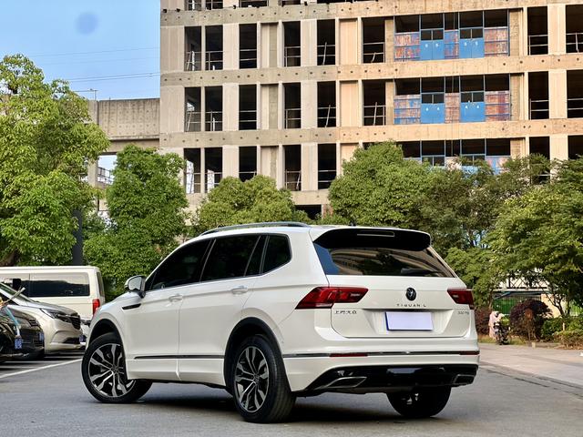 Volkswagen Tiguan L id 4387173 из Китая 17