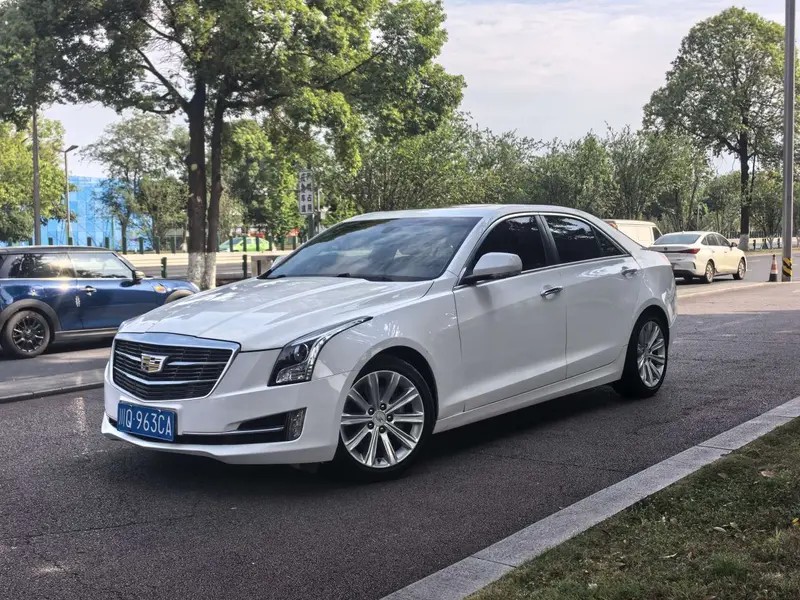 Cadillac ATS-L — фото 1