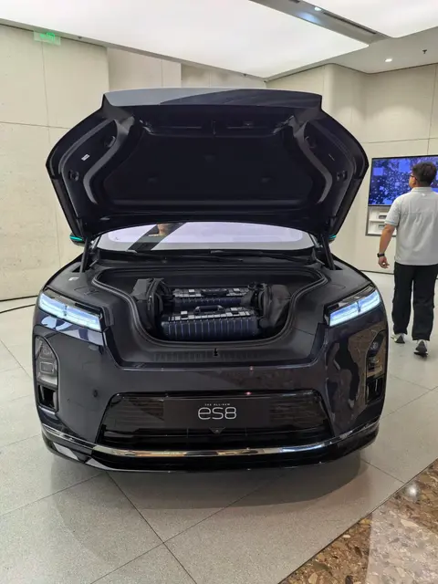 蔚来_六座SUV空间表现_蔚来ES8 2026款 实车体验