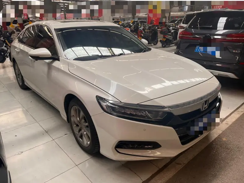 Honda Accord — фото 3