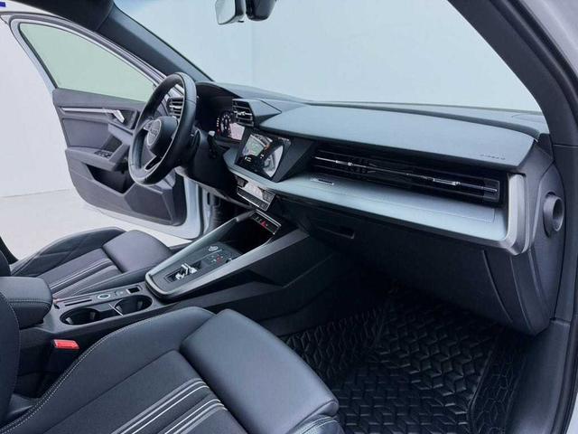 Audi A3 id 4368134 из Китая 12