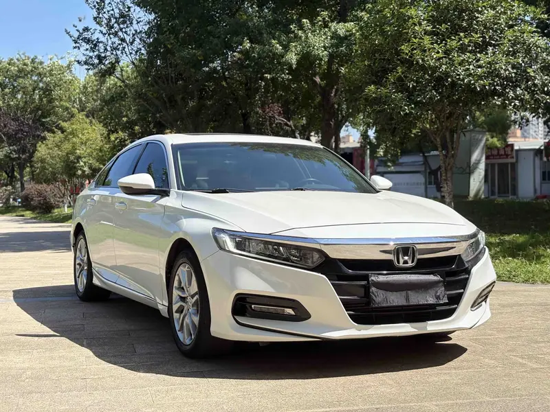 Honda Accord — фото 3