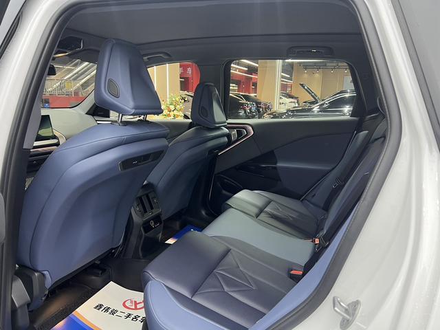 BMW X3 id 4387177 из Китая 13