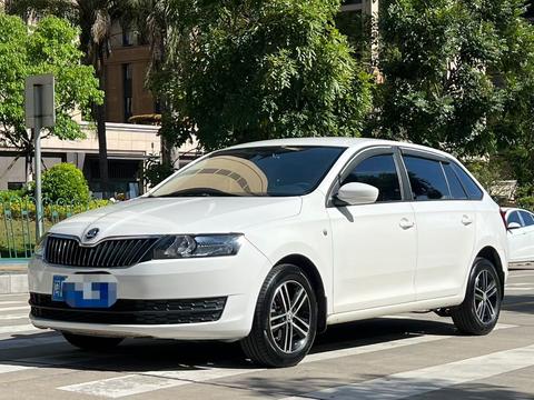 Skoda Rapid Spaceback, 2016 год