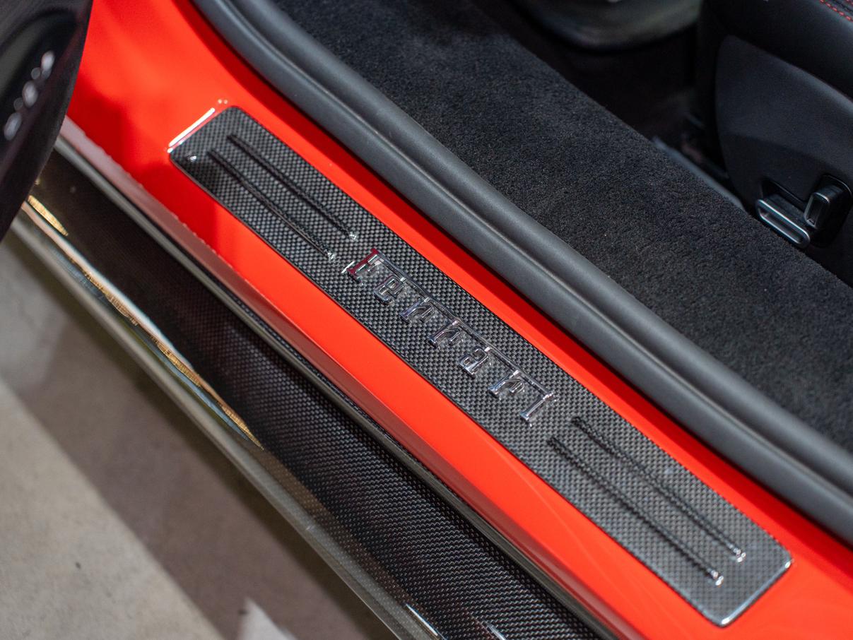Ferrari 296: фотография 19 из 22