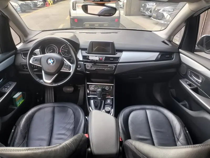 BMW 2 Xi Lv Xing Che 218i стиль — фото 7