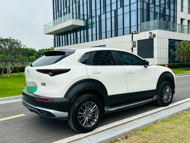 Mazda CX-30 EV — фотографии объявления, Фото 10