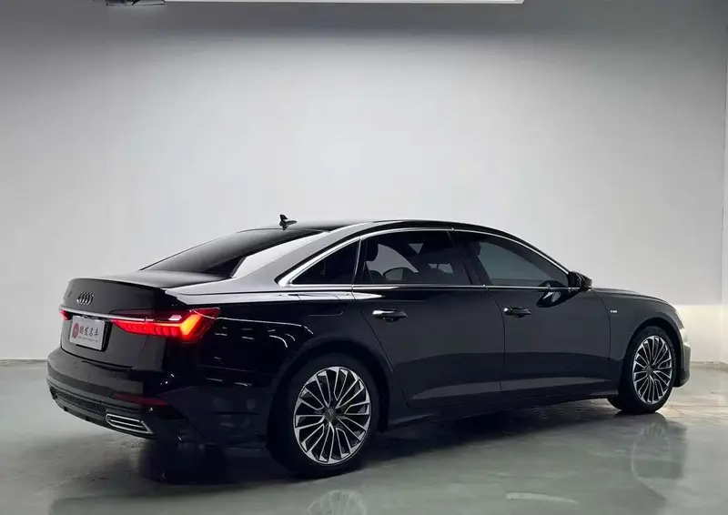 Audi A6L — фото 4