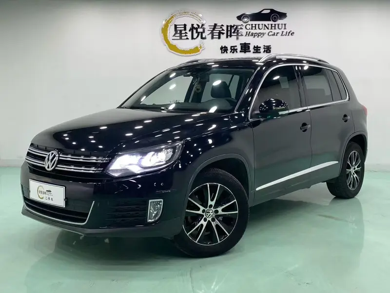 Volkswagen Tiguan — фото 1