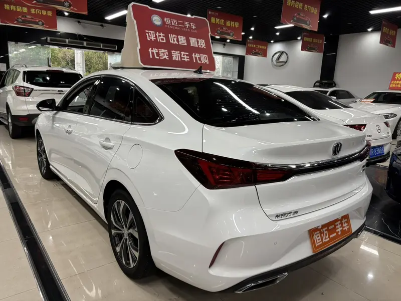 Changan Eado — фото 4