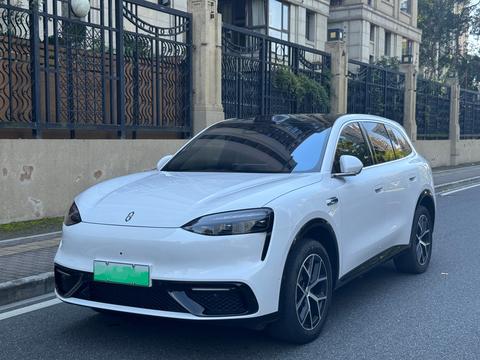 AITO M6
