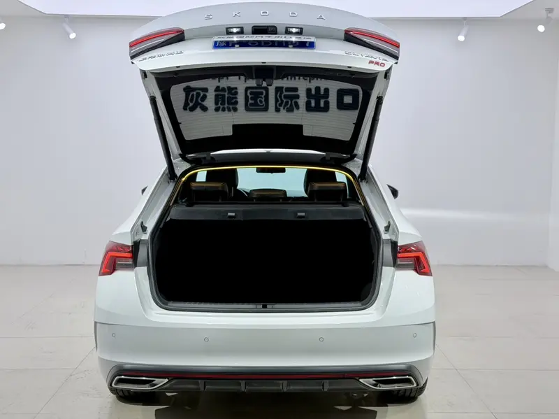 Skoda Octavia — фото 11