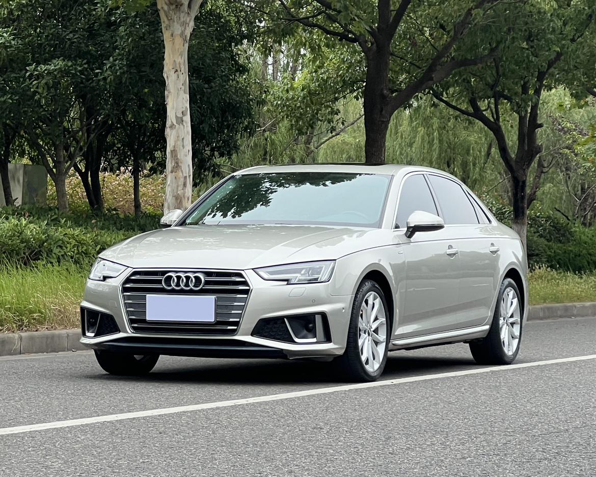 Audi A4L — фотографии объявления, Основное фото