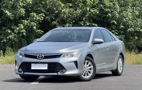 Toyota Camry 2016 2.0G Lead