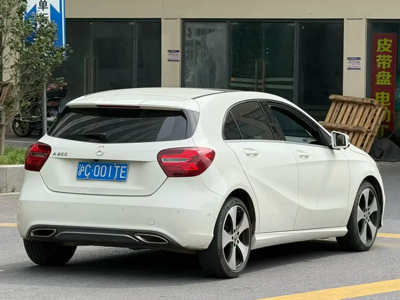Mercedes-Benz A-Class — фото 4