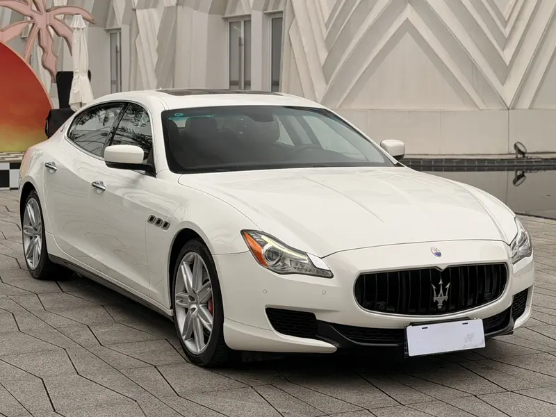 Maserati Quattroporte — фото 3