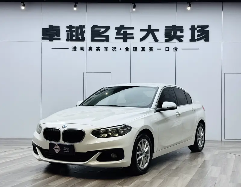 BMW 1 Series — фото 1