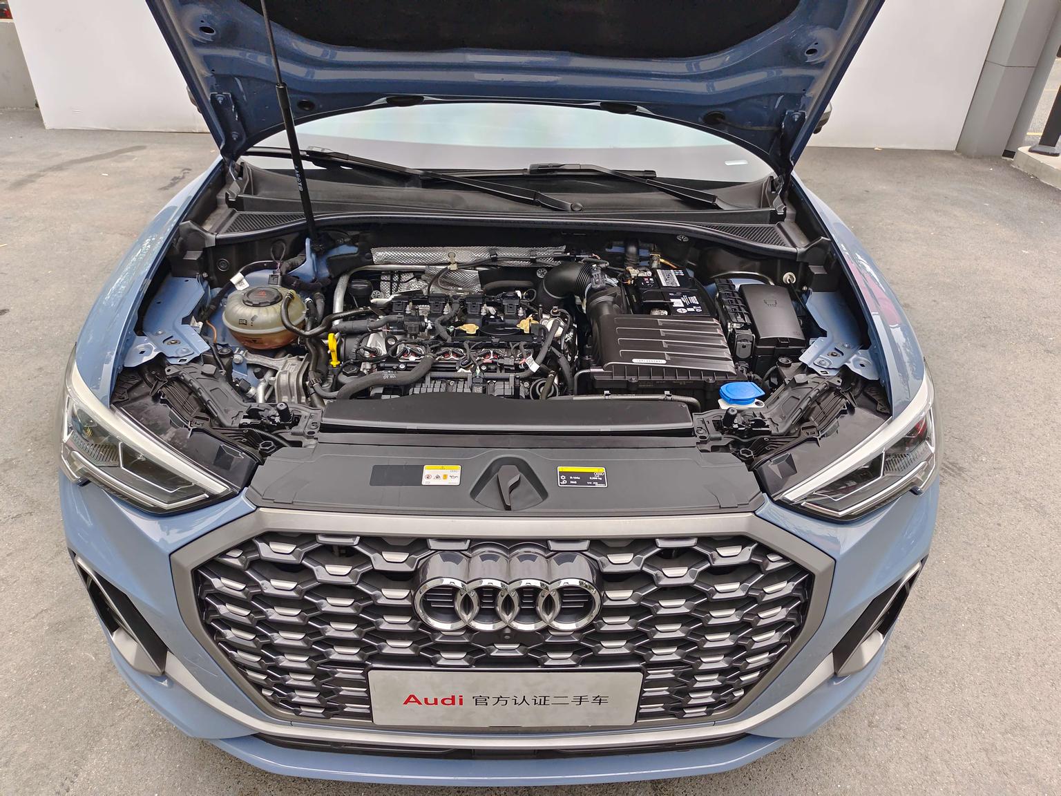 Audi Q3 Sportback: фотография 8 из 22