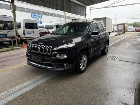 Jeep Cherokee (Import)