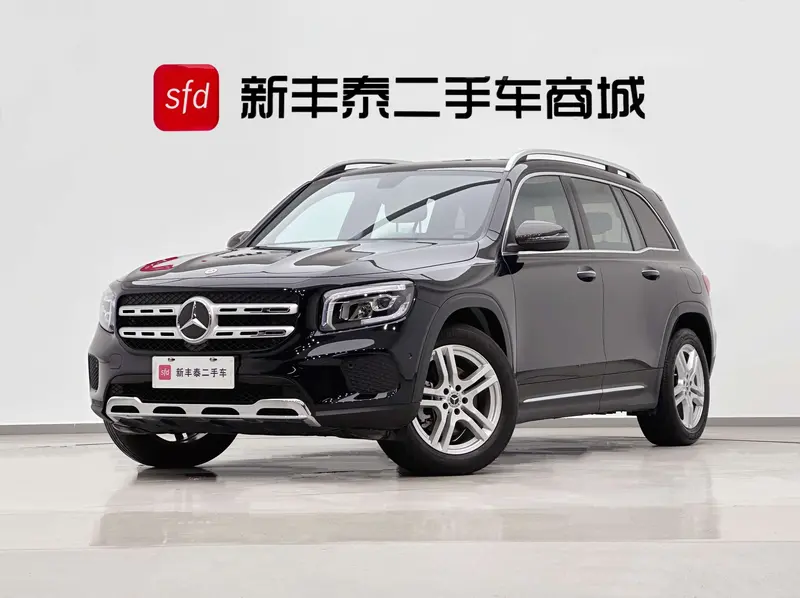 Mercedes-Benz GLB 220