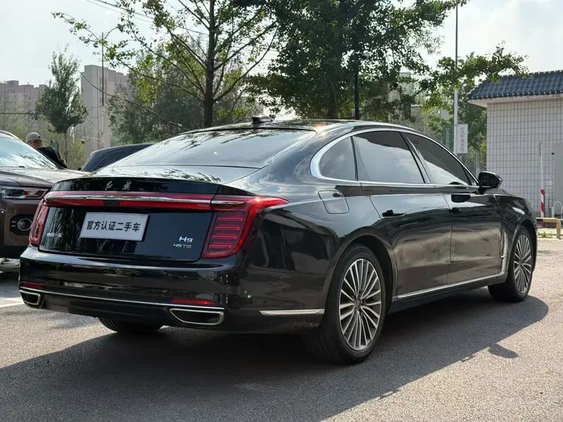 Hongqi H9 — фото 6