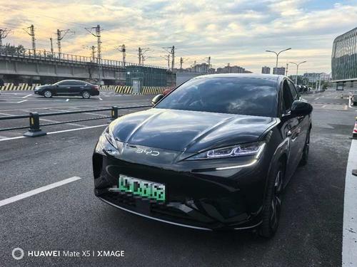 BYD Sea Lion 07 EV