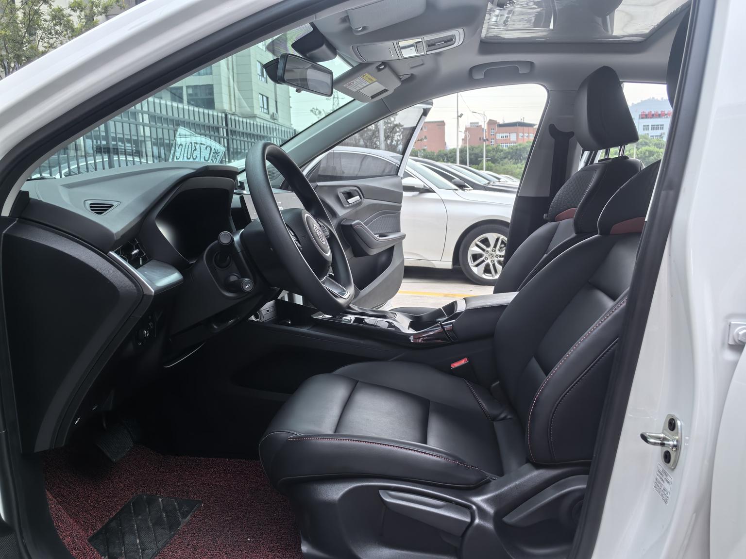 MG MG5 2023 180DVVT CVT Luxury