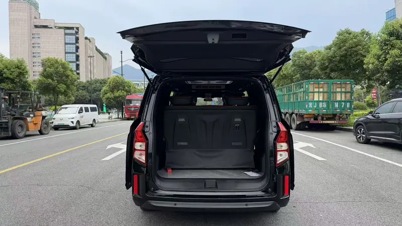 Wuling Zhengcheng — фото 12