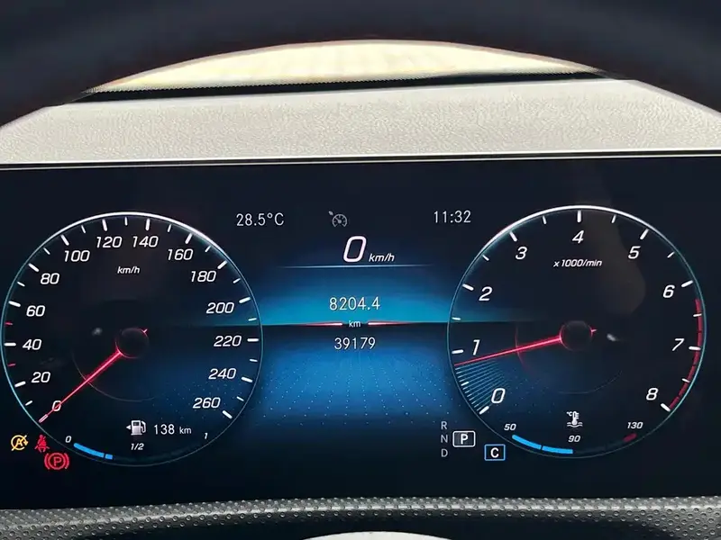 Mercedes-Benz CLA — фото 9
