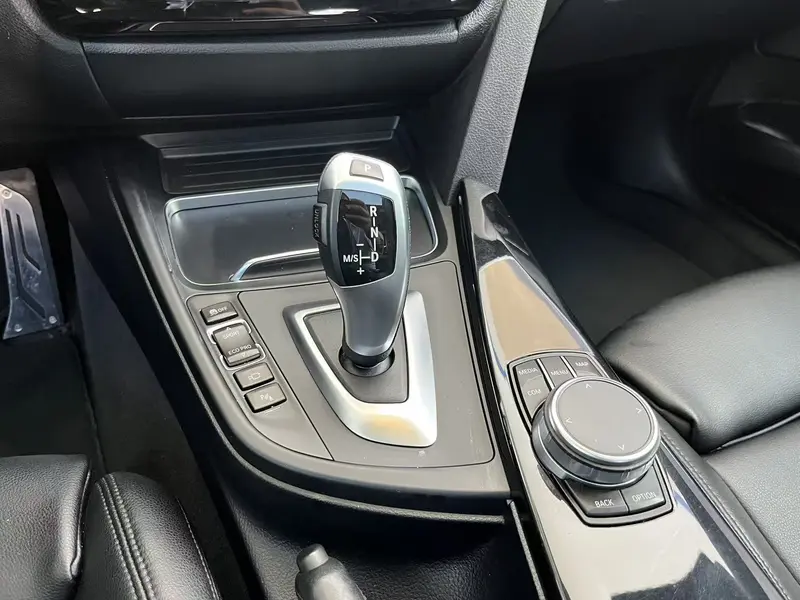 BMW 3 Xi Gt — фото 9