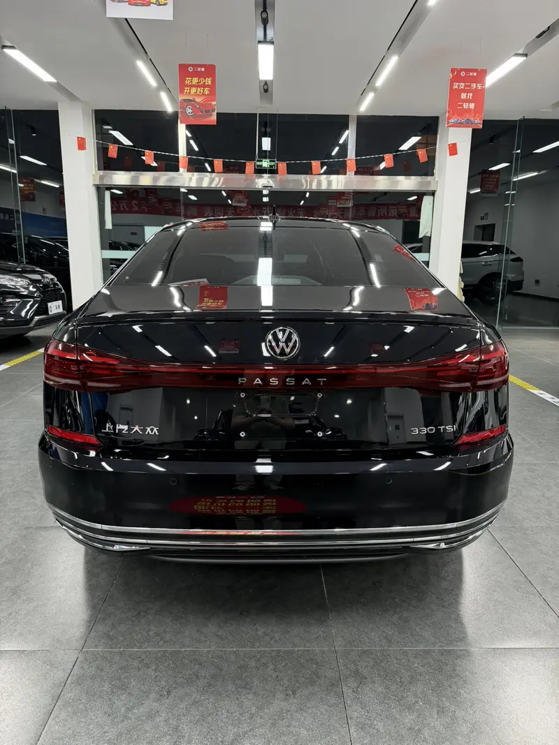 Volkswagen Passat — фото 5