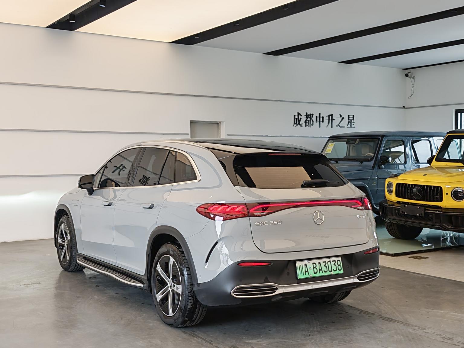 Mercedes-Benz EQE SUV: фотография 5 из 16