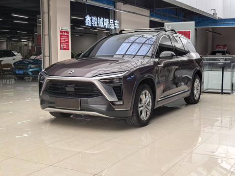 Nio ES8