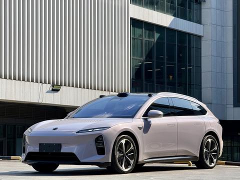 Nio ET5T