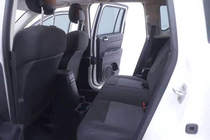 Jeep Compass — фото 9