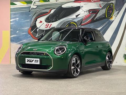 MINI Cooper Electric, 2025 год