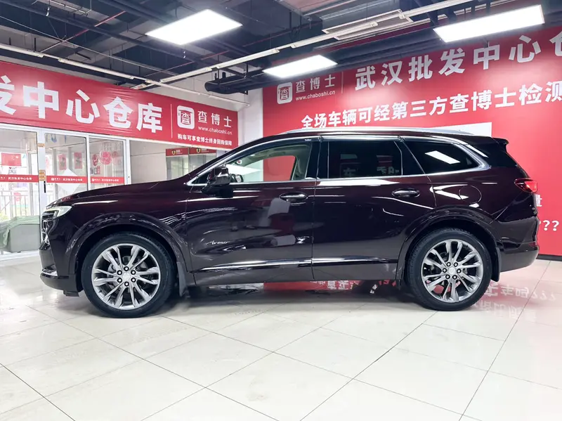 Buick Enclave 28T полный привод Avenir — фото 4