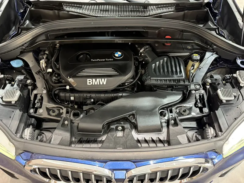 BMW X1 — фото 9