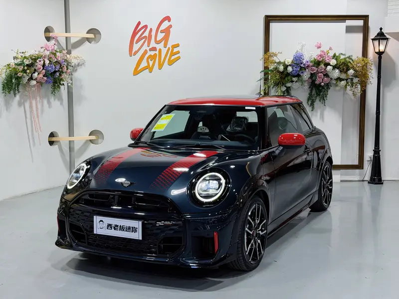MINI JCW — фото 1