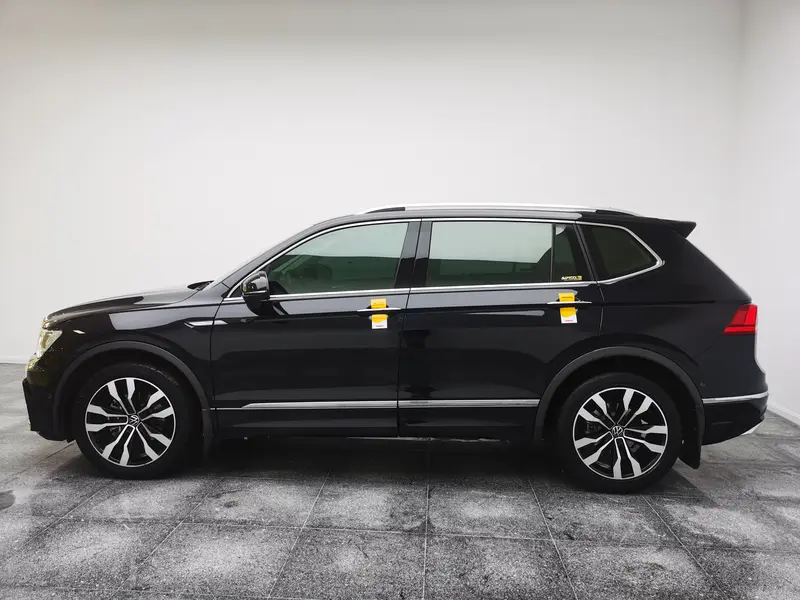 Volkswagen Tiguan L — фото 4