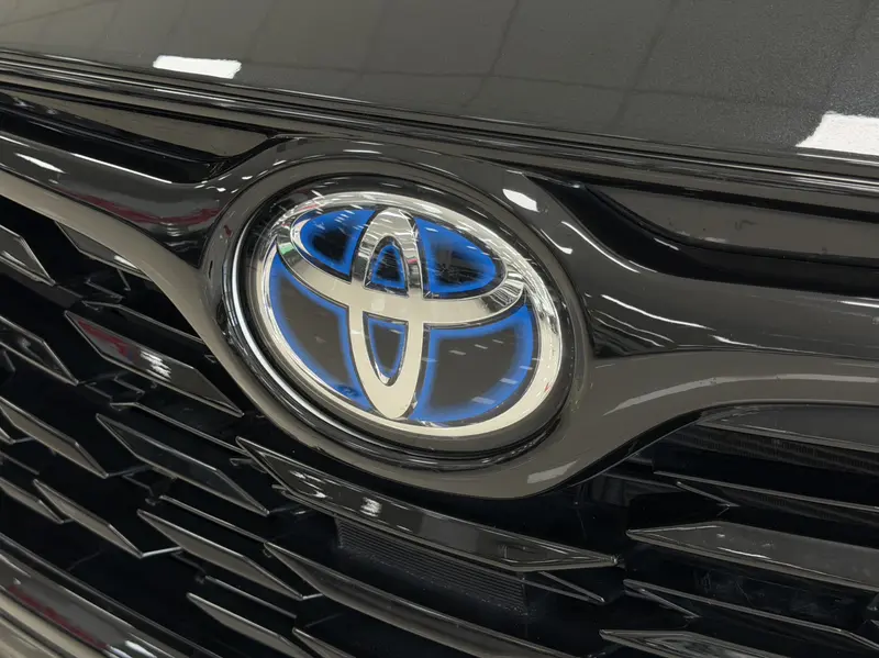 Toyota Highlander — фото 5