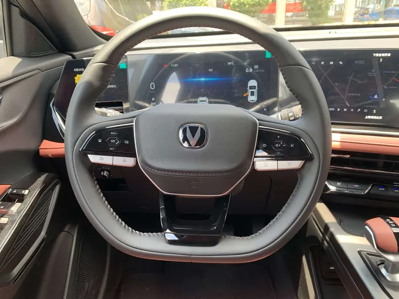 Changan X5 PLUS — фото 12
