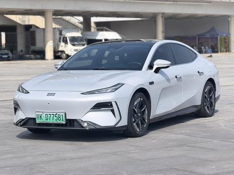Geely Galaxy E8