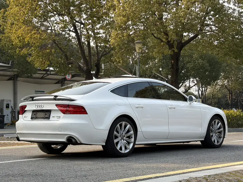 Audi A7 — фото 7