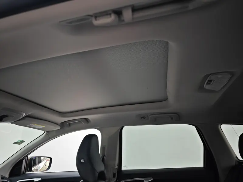 Volvo XC60 T5 — фото 15
