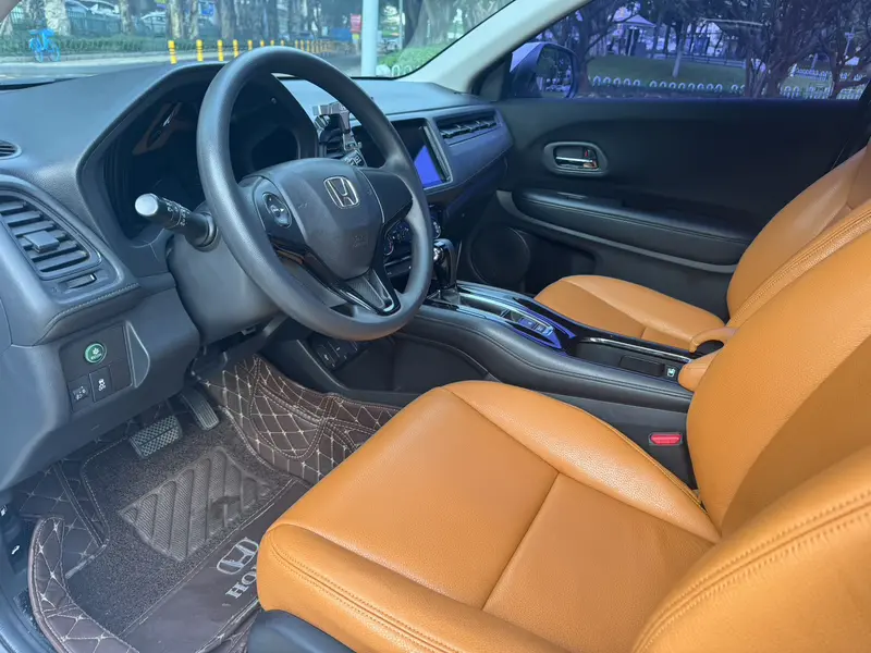 Honda Vezel 1.8L CVT моноприводный элит — фото 12