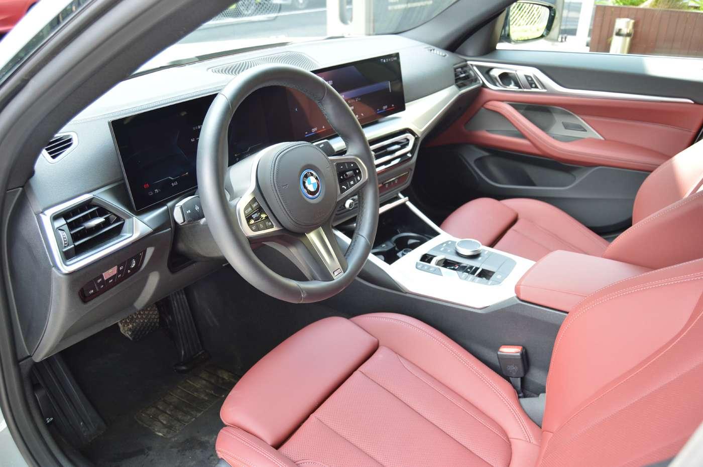 BMW i4: фотография 6 из 14