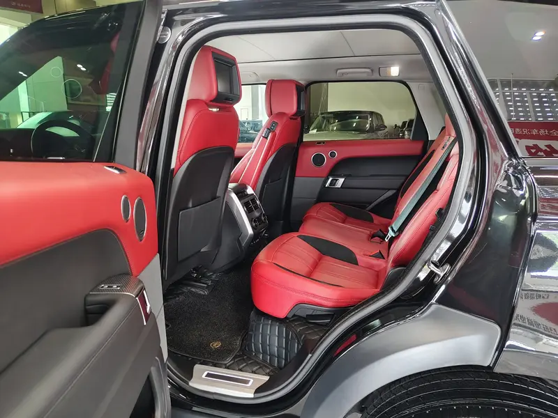 Land Rover Range Rover Sport — фото 15